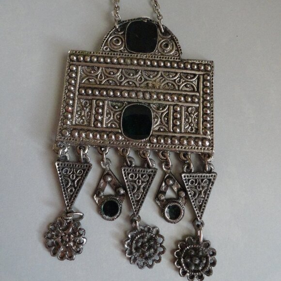 Tribal Pendant, Vintage Tribal Necklace - Picture 1 of 4